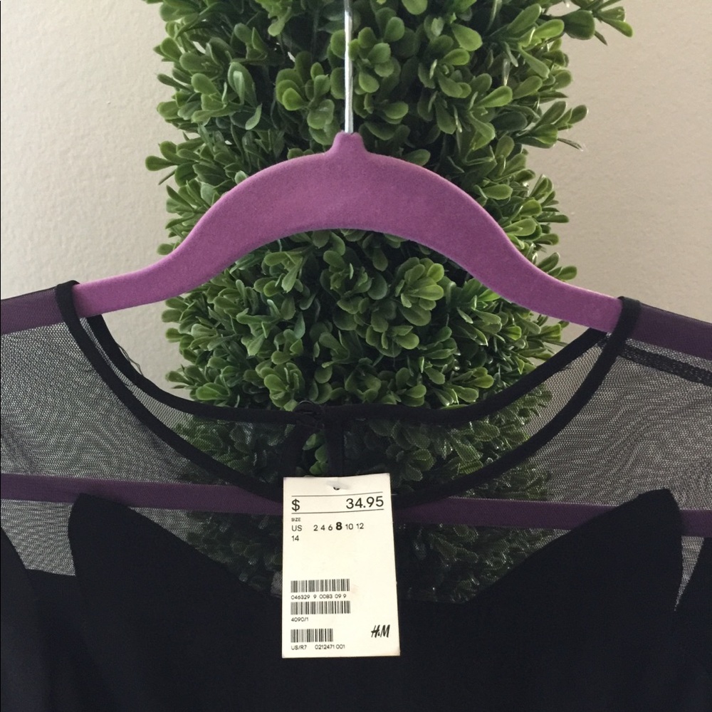 H&M - Picture 2 of 2